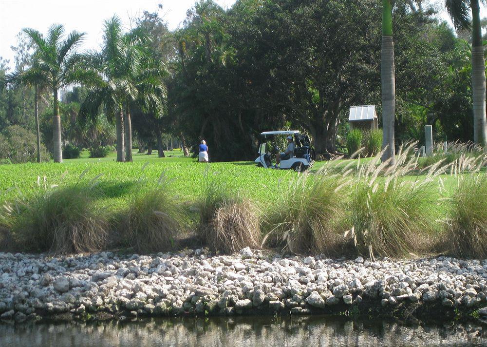 Hollywood Beach Golf Resort 외부 사진