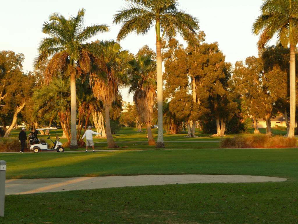 Hollywood Beach Golf Resort 외부 사진