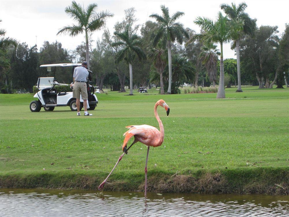 Hollywood Beach Golf Resort 외부 사진