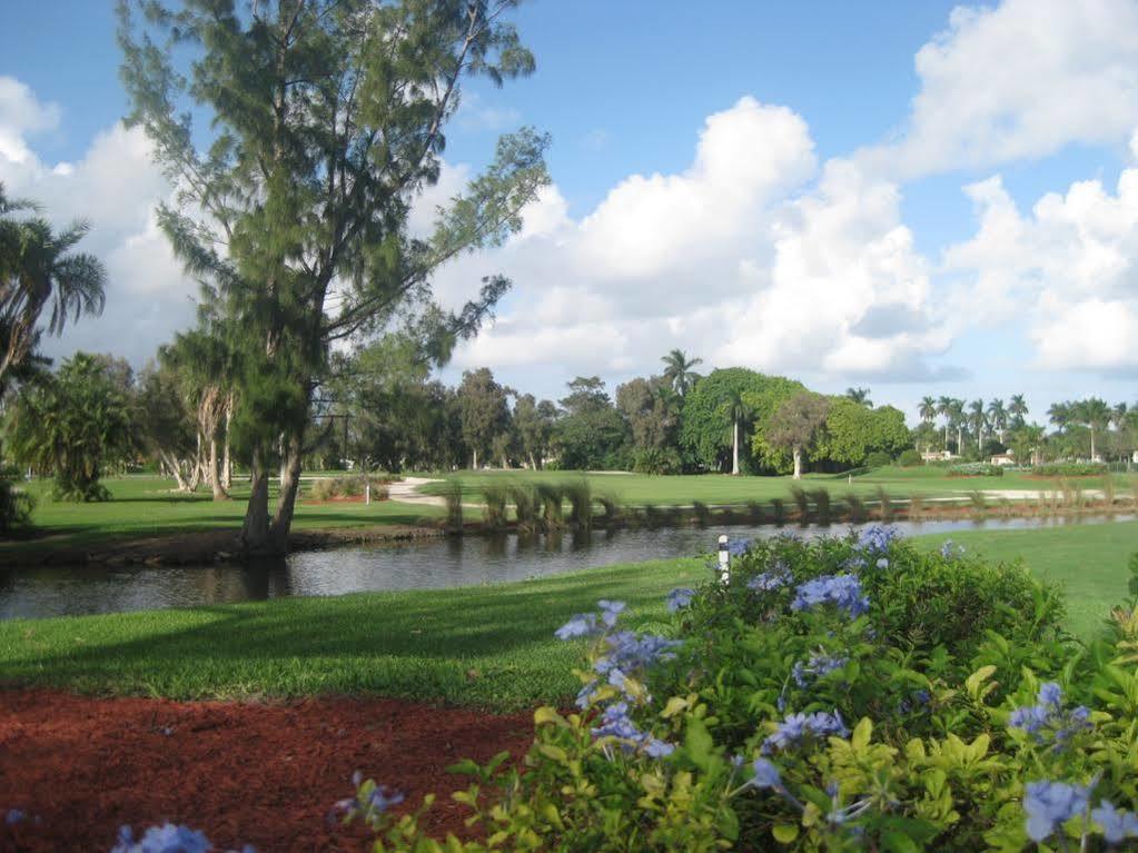Hollywood Beach Golf Resort 외부 사진